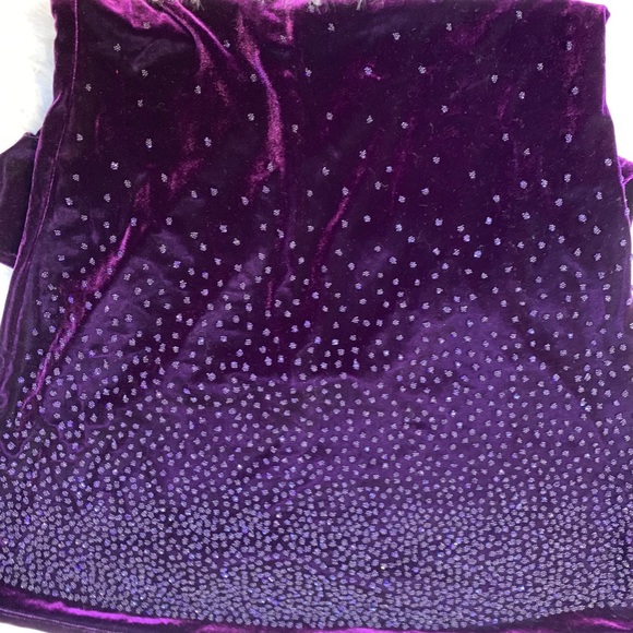 Velvet purple kids formal dress with cute beads - Picture 5 of 10